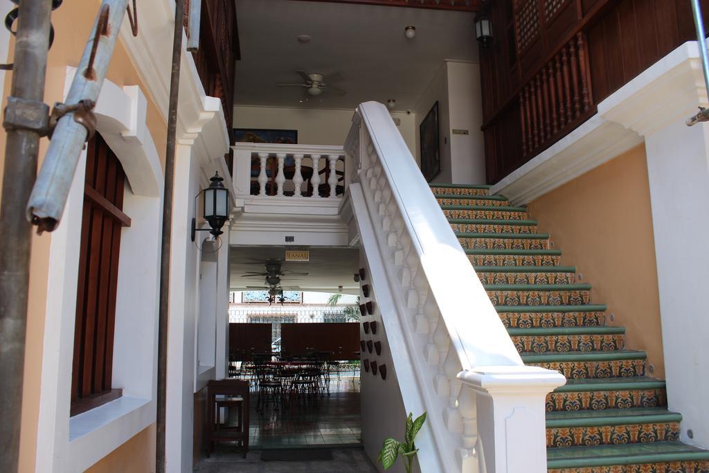 Hotel Felicidad Vigan Ngoại thất bức ảnh