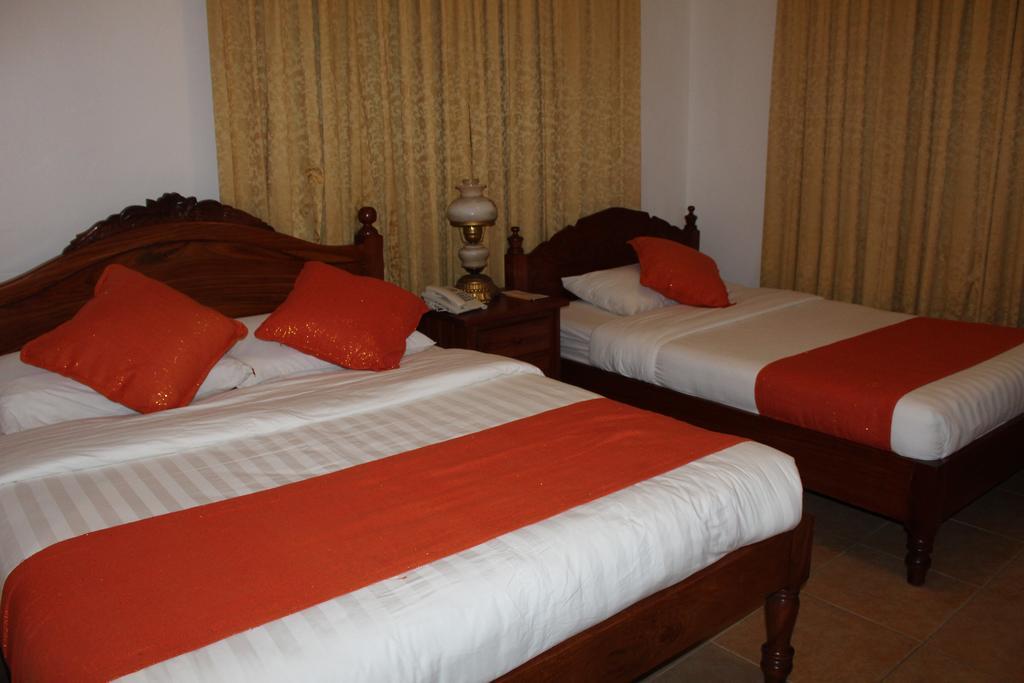 Hotel Felicidad Vigan Ngoại thất bức ảnh