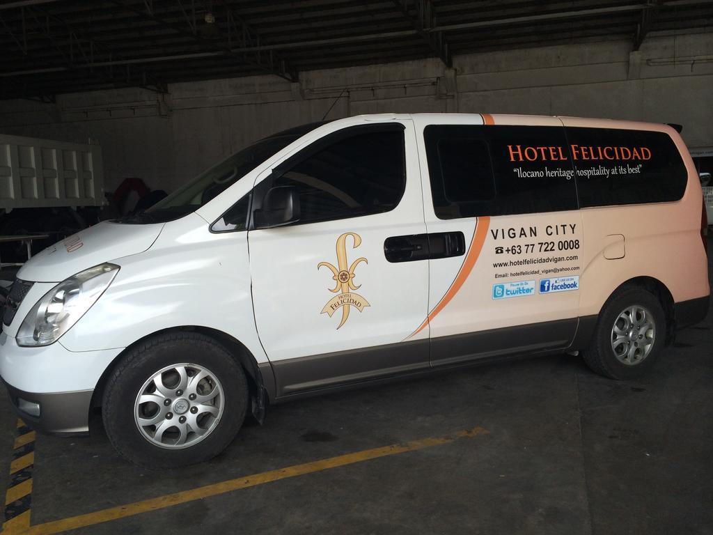 Hotel Felicidad Vigan Ngoại thất bức ảnh